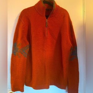 Men’s cotton blend sweater by Banana Republic .